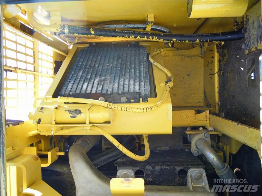 Komatsu PC340NLC-6K Escavatori cingolati