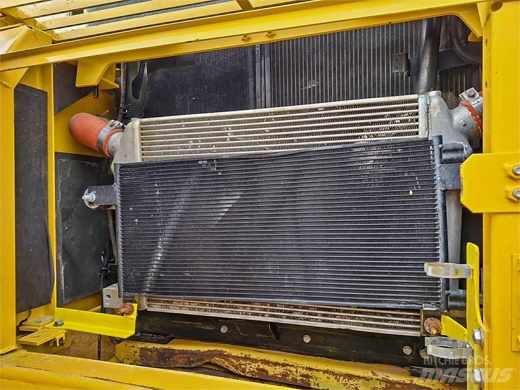 Komatsu PC350LC-8 Escavatori cingolati