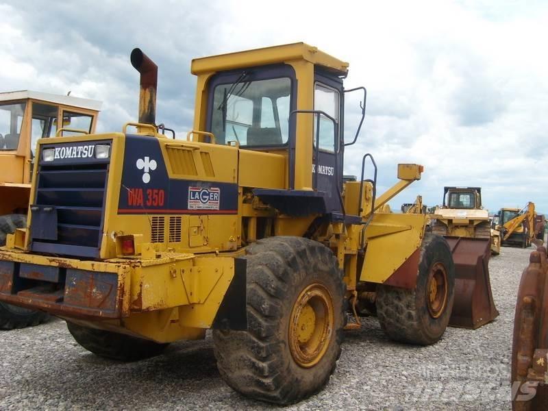 Komatsu WA350 Pale gommate