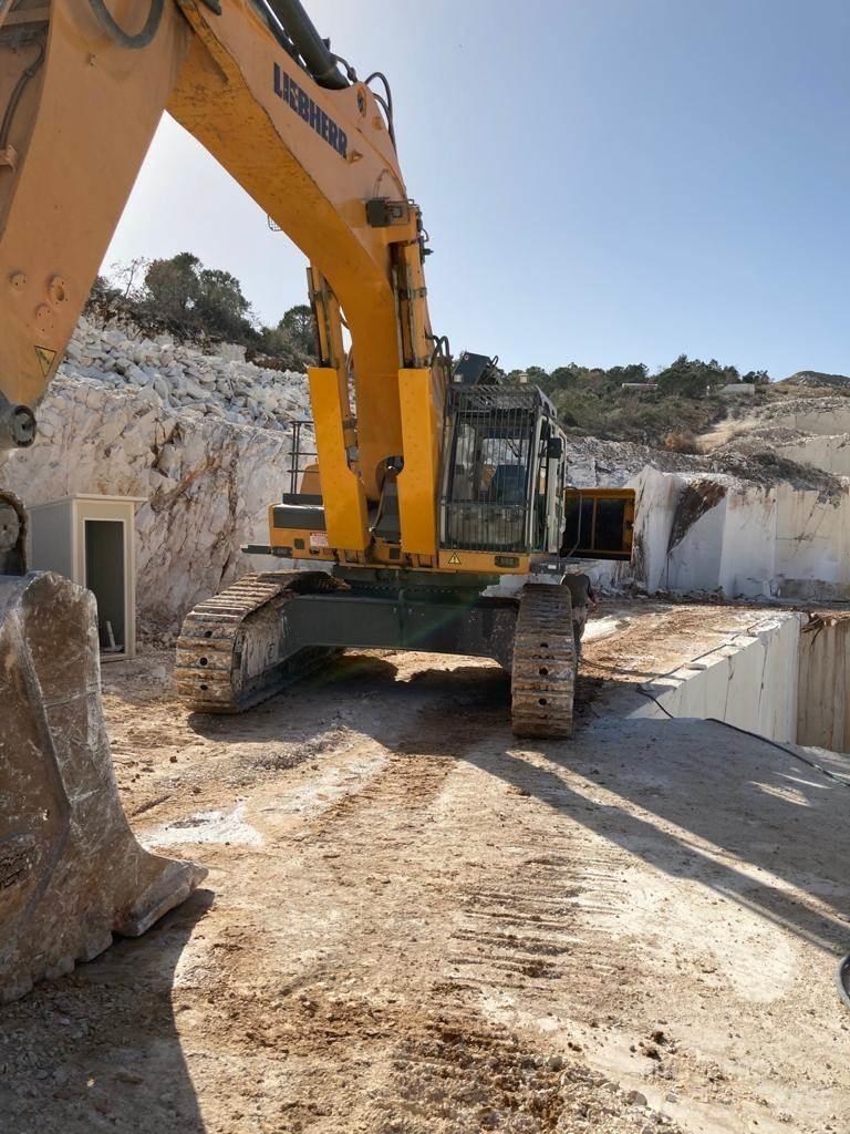 Liebherr 974 C HDSL Escavatori cingolati