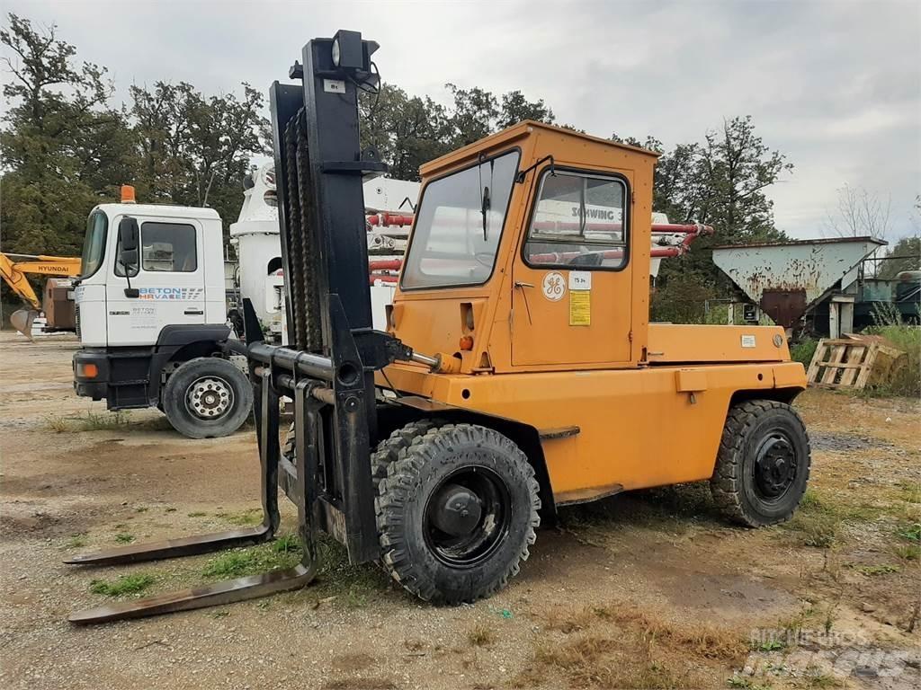 Litostroj V8 Carrelli elevatori diesel