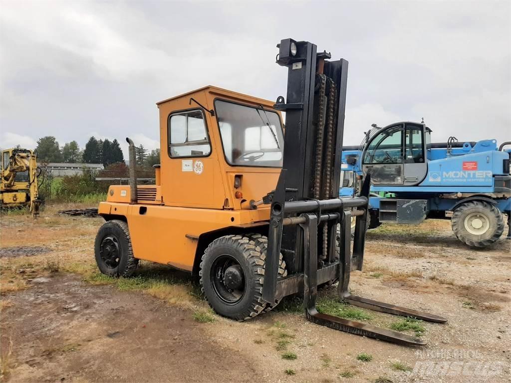 Litostroj V8 Carrelli elevatori diesel