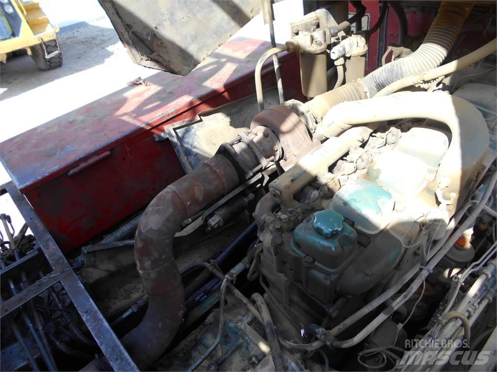 Lokomo A-391-2NS Gru per terreni difficili