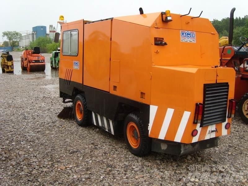Mfh 2100D Autocarro spazzatrice