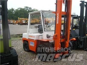 Nissan 40 Carrelli elevatori diesel