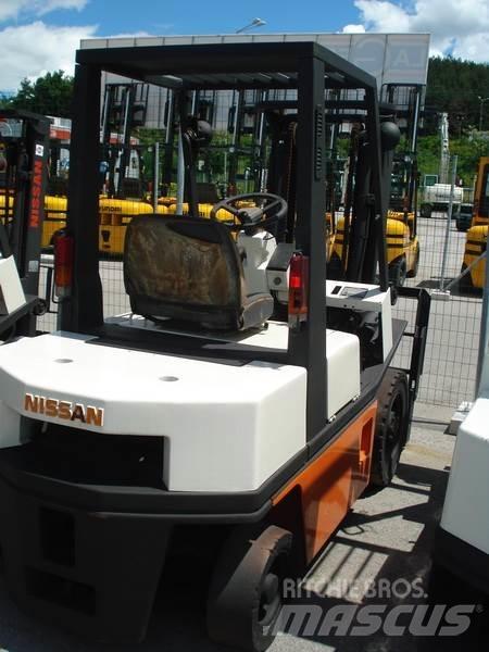 Nissan NH02M20 Carrelli elevatori-Altro