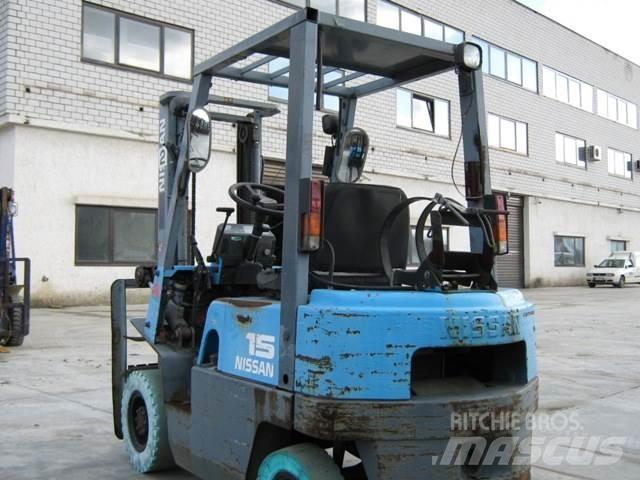Nissan NJ01A15 Carrelli elevatori GPL