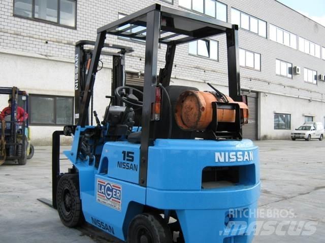 Nissan NJ01A15 Carrelli elevatori GPL