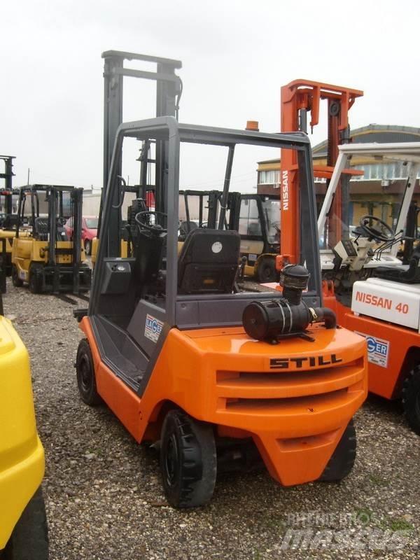 Still R70-30 Carrelli elevatori diesel