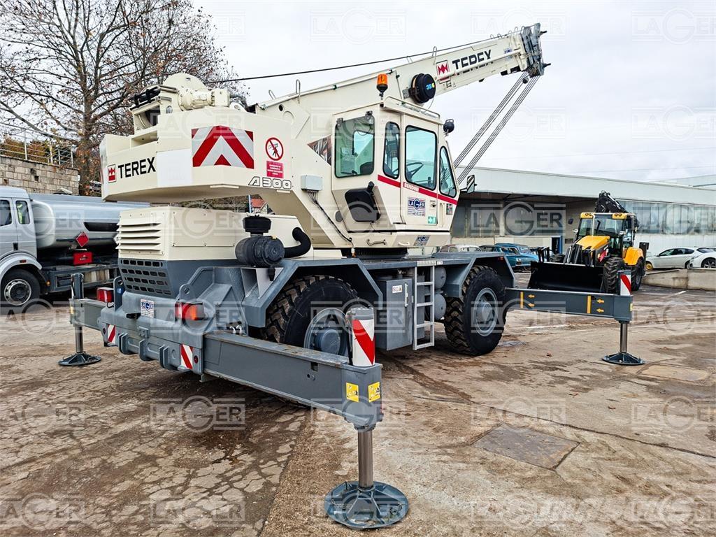 Terex A300-1 Gru per terreni difficili