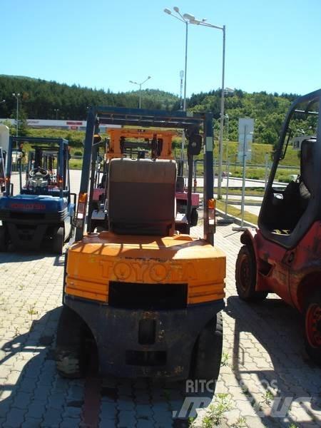 Toyota 80-5FDL25 Carrelli elevatori diesel