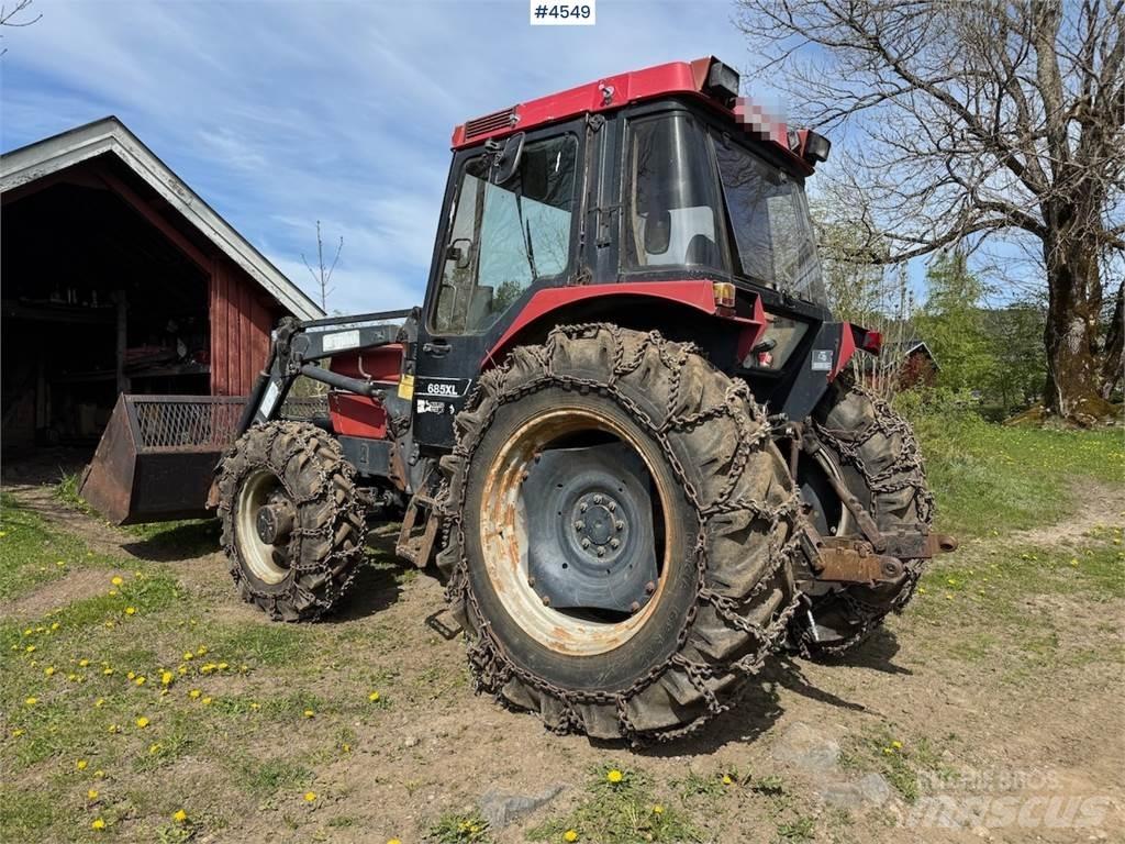 CASE 685 XL Trattori