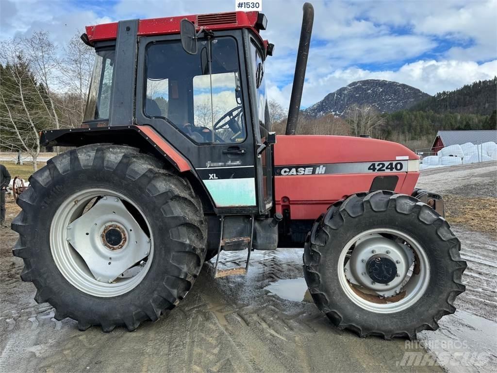 CASE IH 4240 XL Trattori