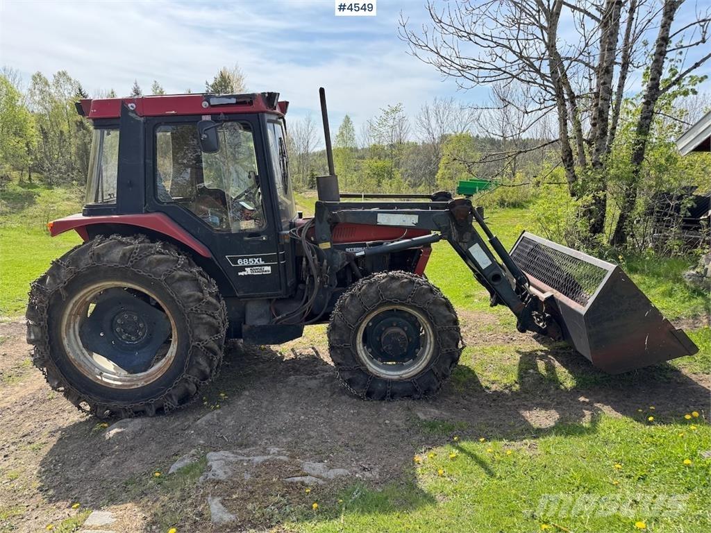 Case IH 685 XL Trattori