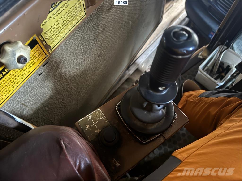 CAT 205 LC Escavatori cingolati