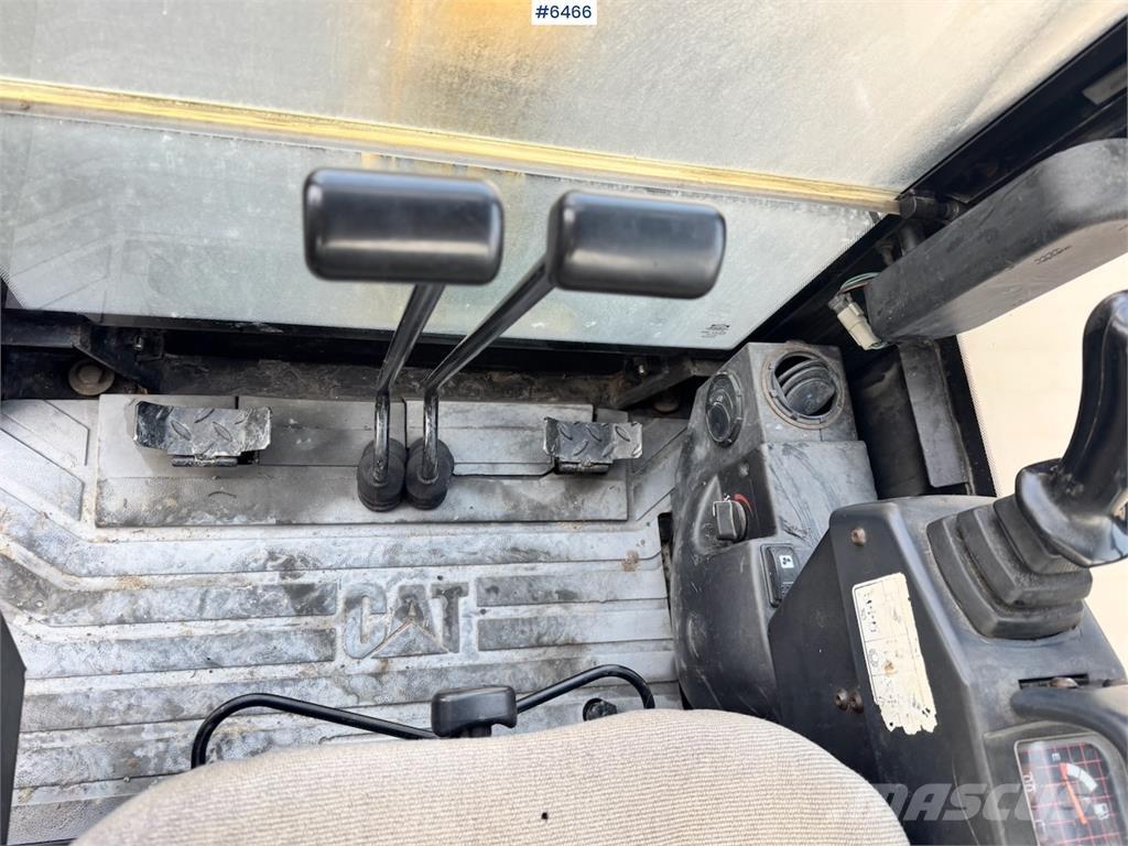 CAT 301.8 Escavatori cingolati