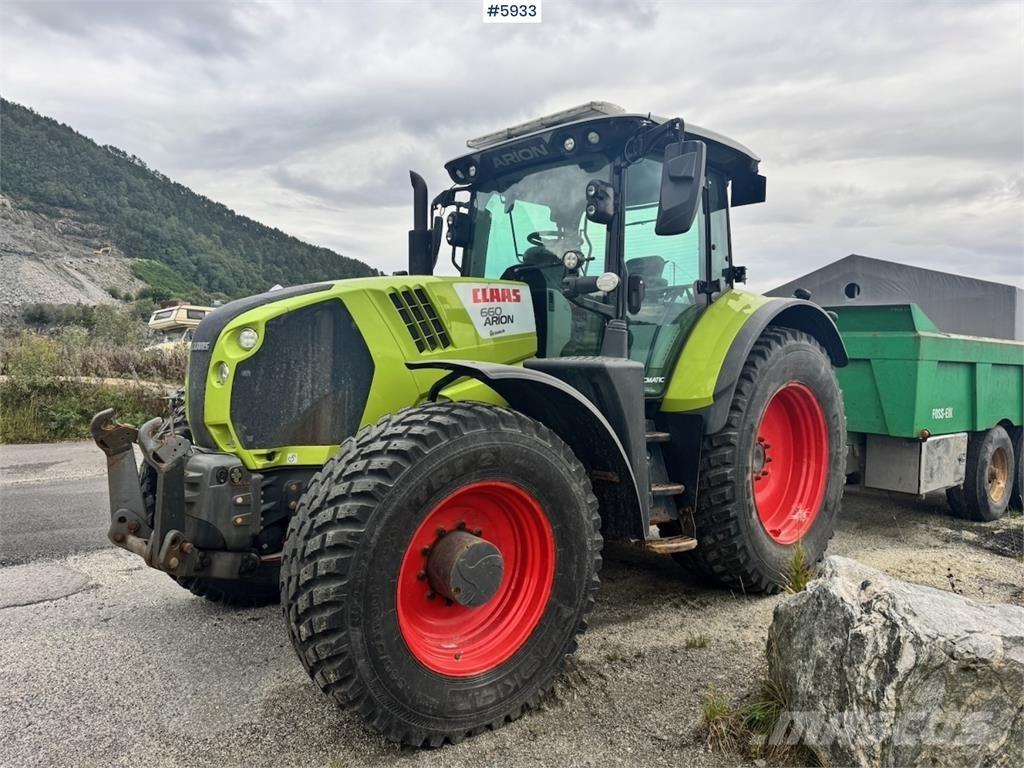 CLAAS Arion 660 Trattori