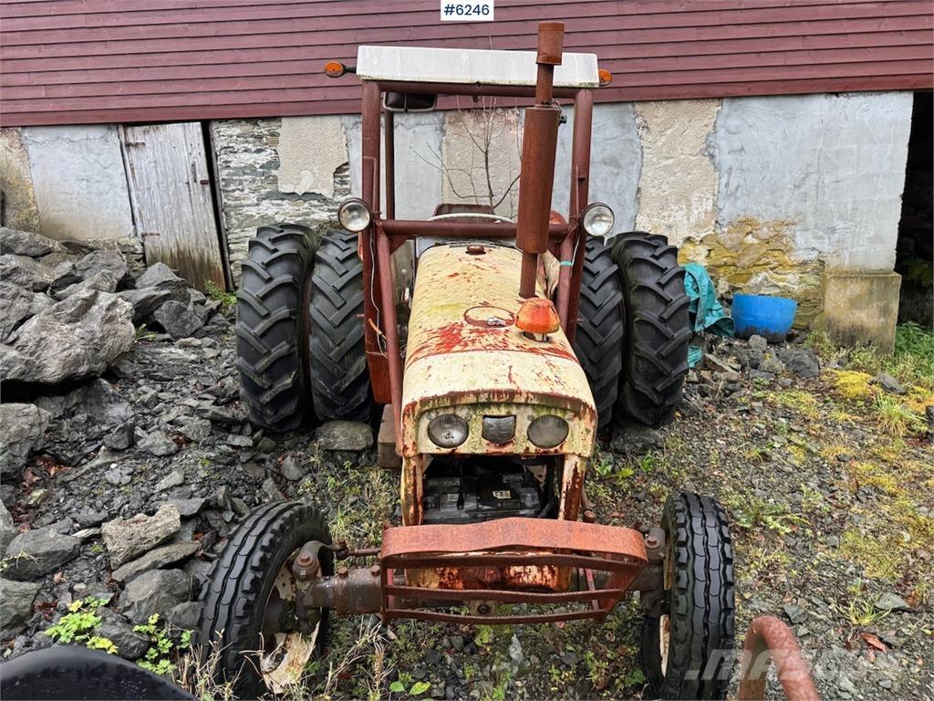 David Brown 885 Trattori