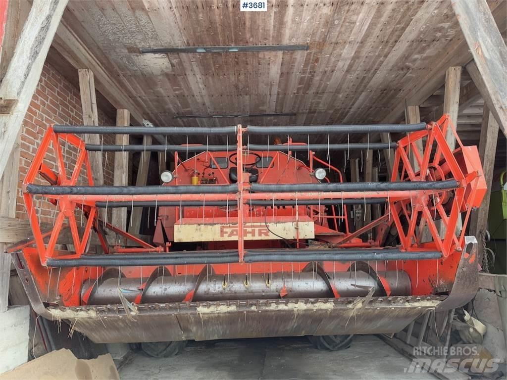 Deutz Fahr M900 Mietitrebbiatrici