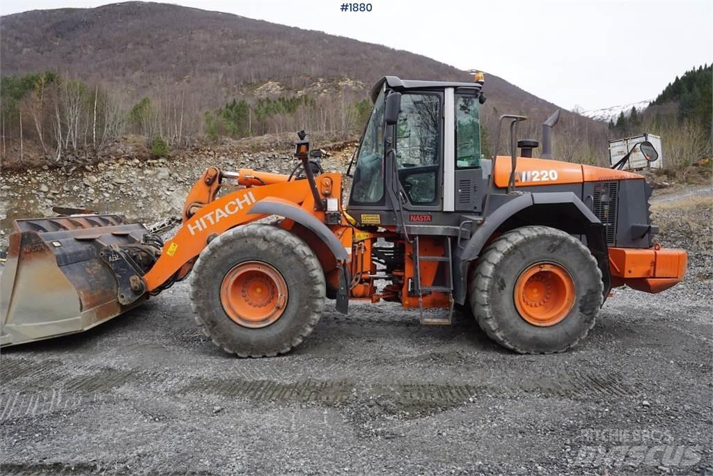 Hitachi ZW220 Pale gommate
