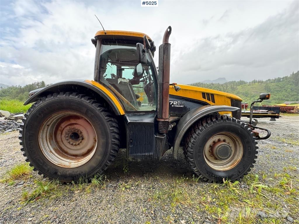 JCB Fastrac 7230 Trattori