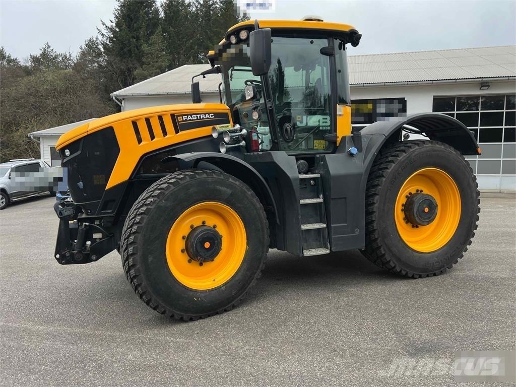 JCB Fastrac 8330 Trattori