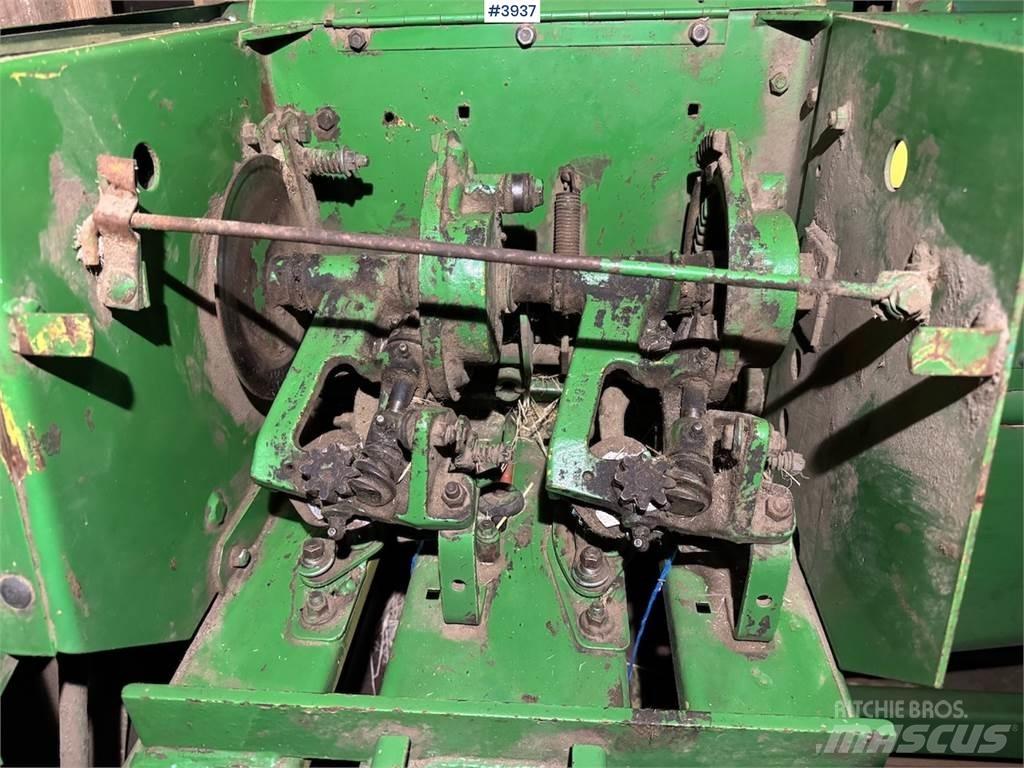 John Deere 332 A Altri macchinari per raccolta