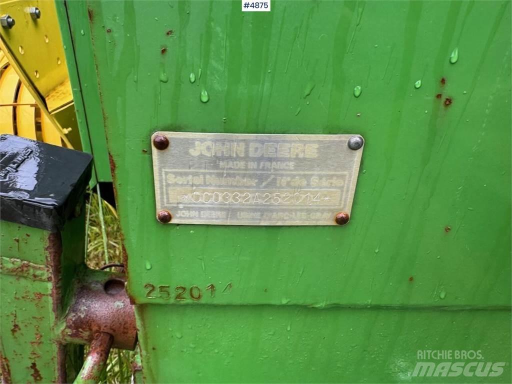 John Deere 332 A Altri macchinari per raccolta