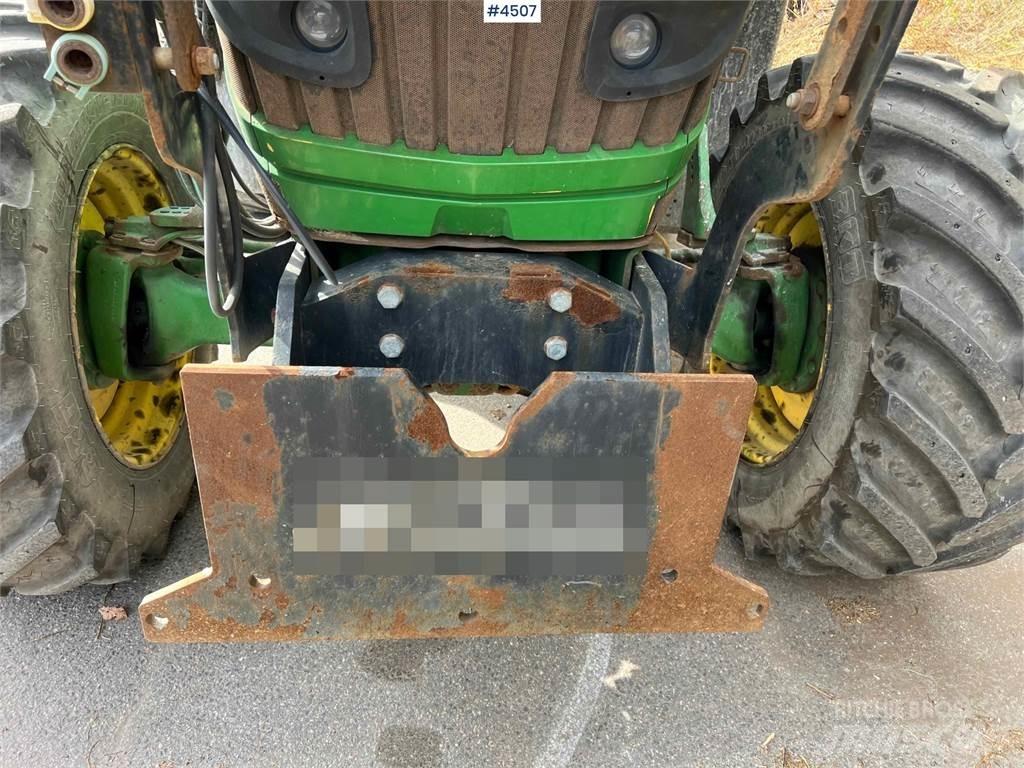 John Deere 6140R Trattori