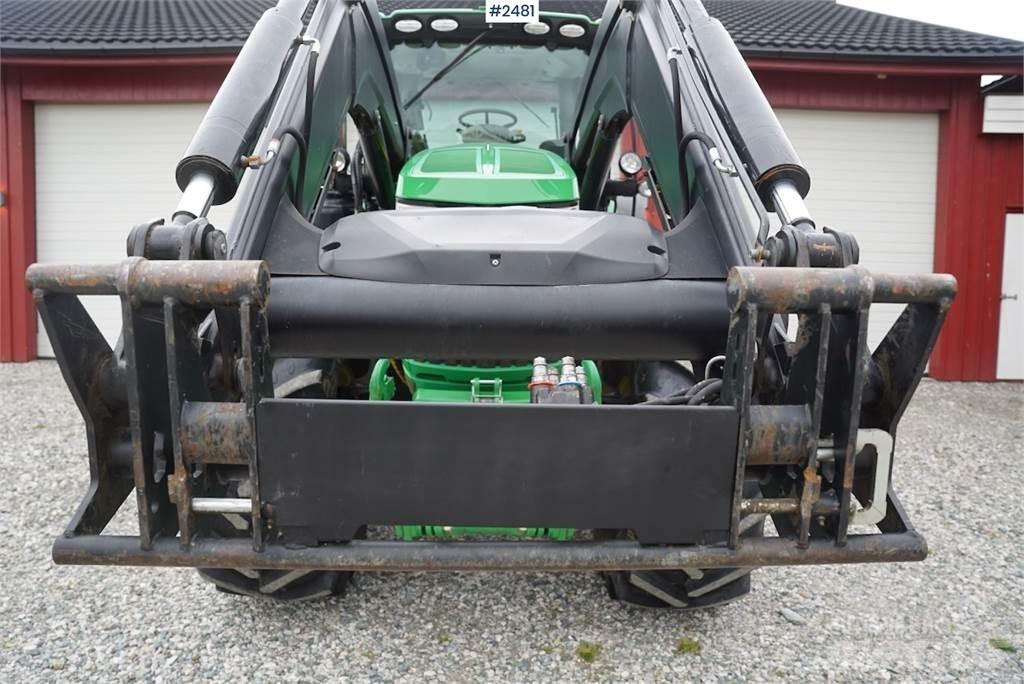 John Deere 6215R Trattori
