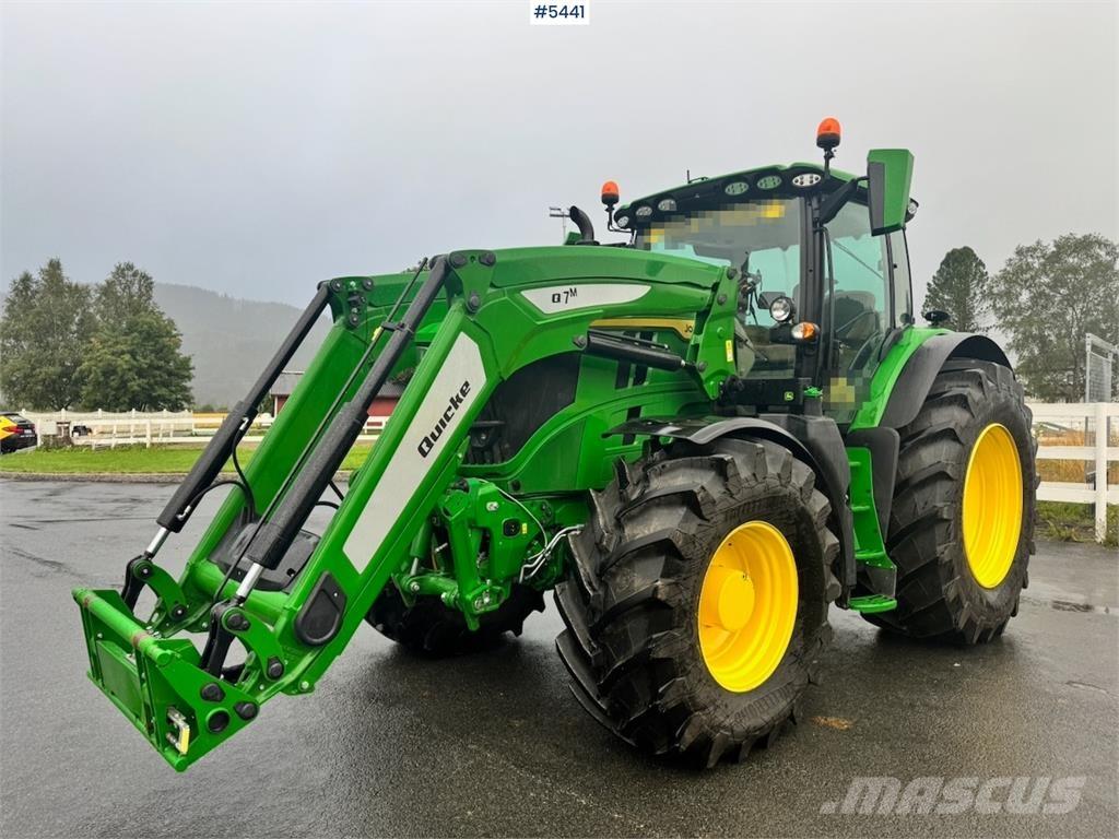 John Deere 6R 215 Trattori