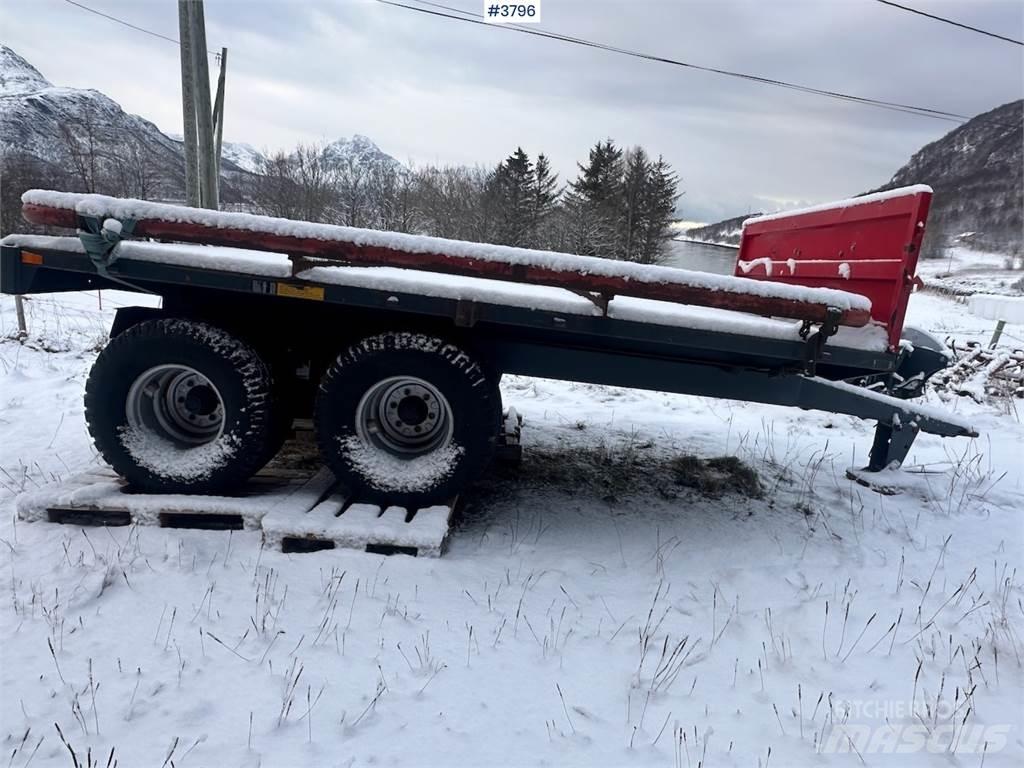 Junkkari J10 Carri per la granella