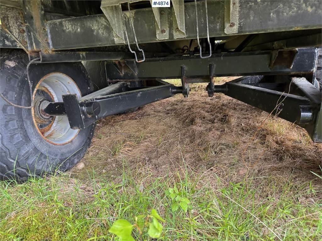Junkkari J10 Carri per la granella