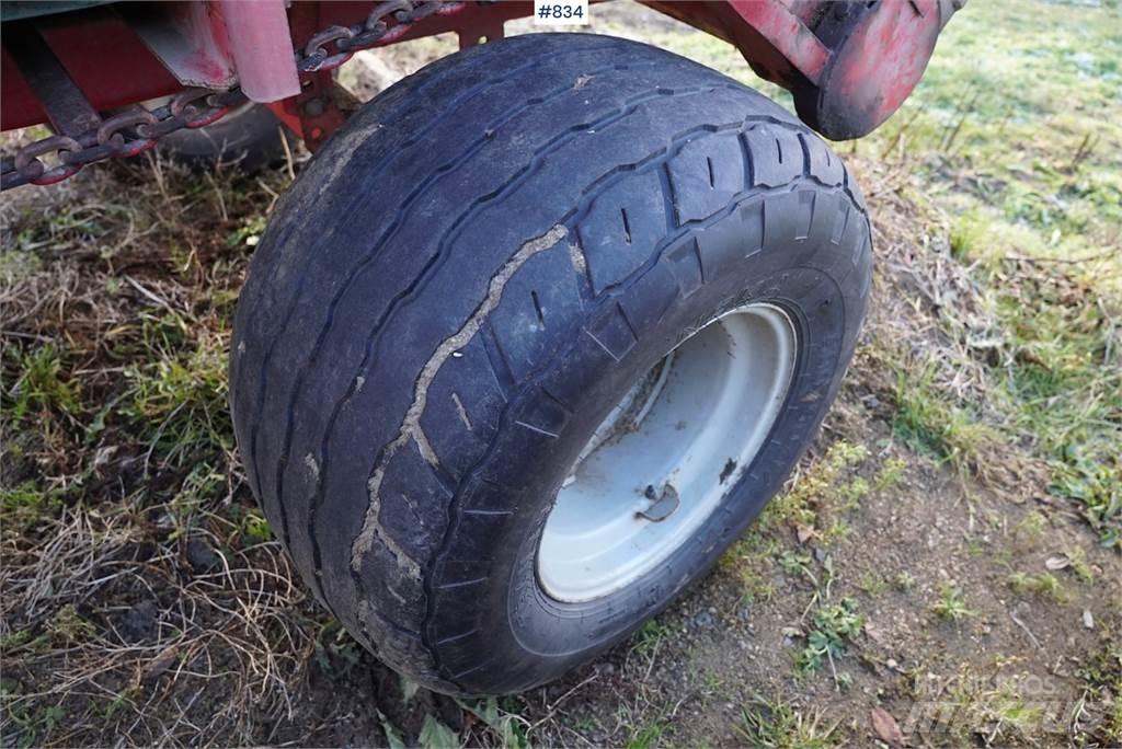 Kverneland UN7000 Rimorchi per insilato