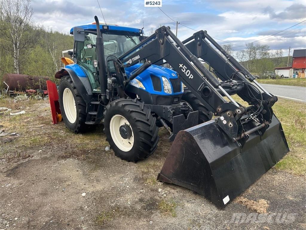 New Holland TS135 Trattori