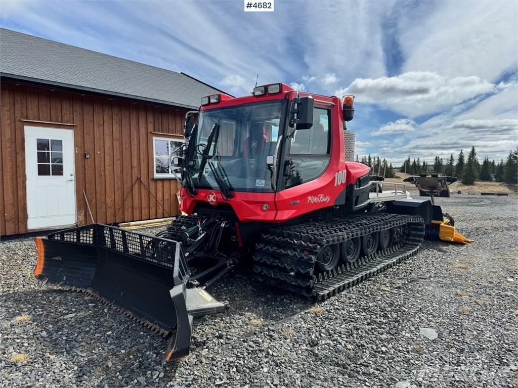  Pisten Bully 100 Lame spazzaneve e aratri