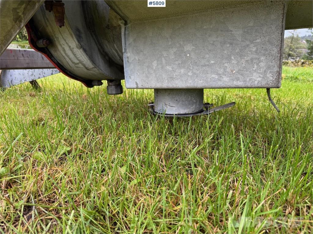 SAK Gjødselvogn Perforatrici