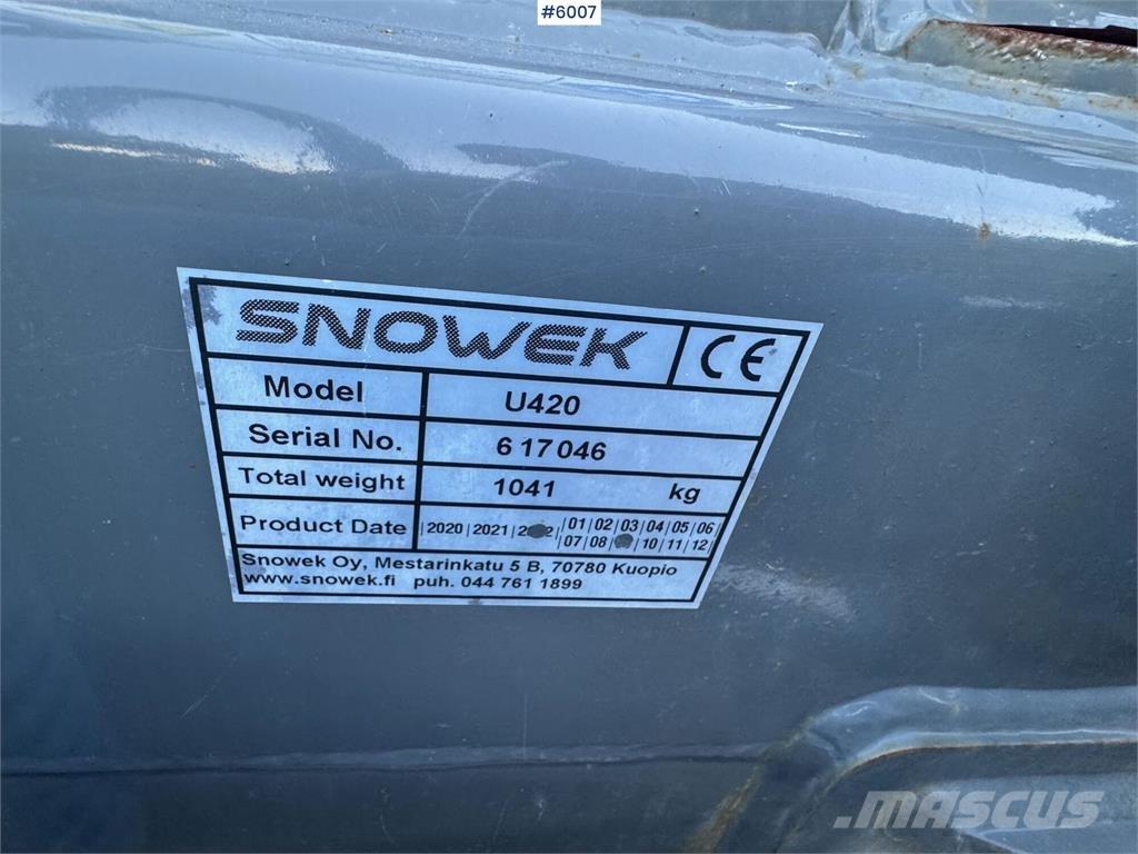 Snowek U420 Lame spazzaneve e aratri