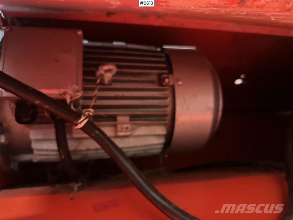 TKS K2 Altri macchinari per raccolta