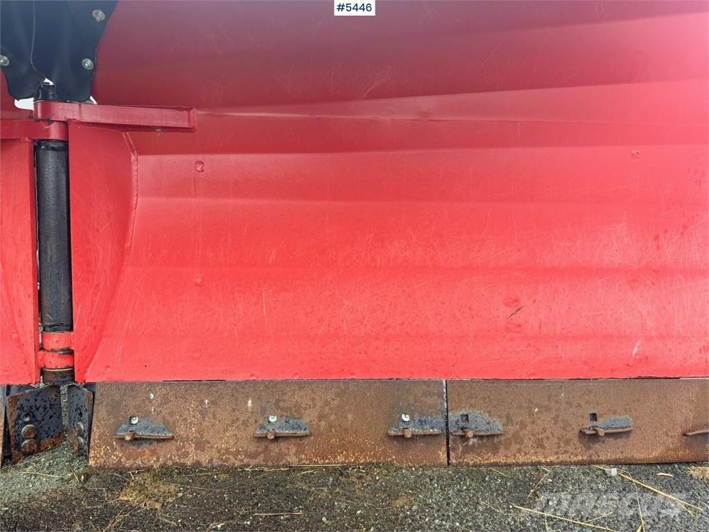 Tokvam VT320 Plog Lame spazzaneve e aratri