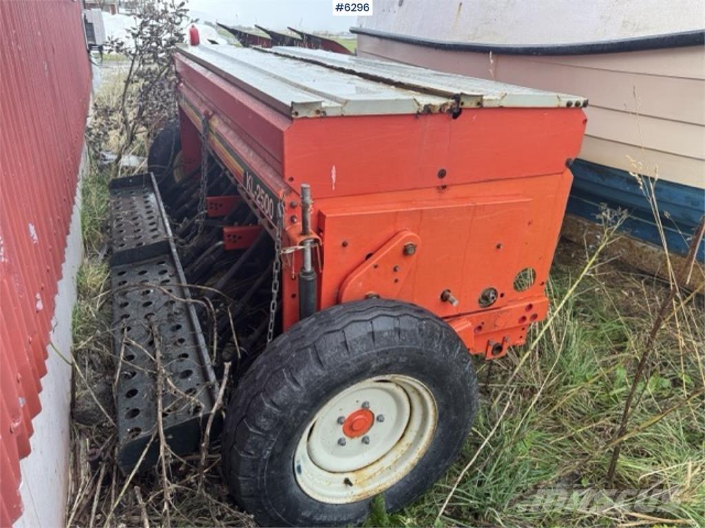 Tume KL 2500 Perforatrici