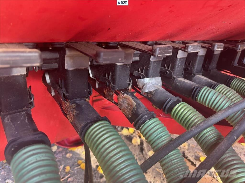 Tume P1350 Perforatrici