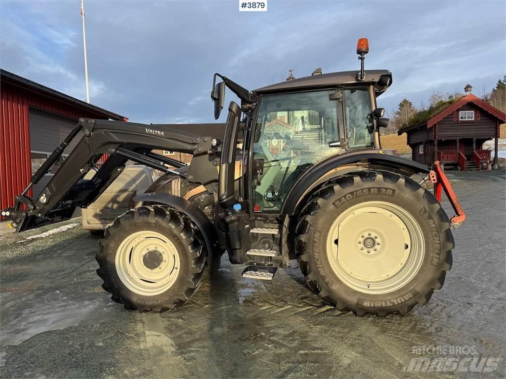Valtra G135 Trattori