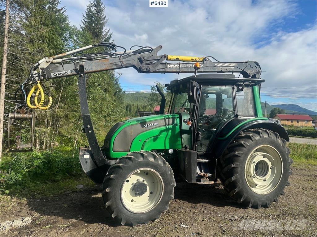 Valtra N101 Trattori