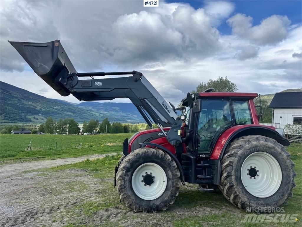 Valtra N142 Trattori