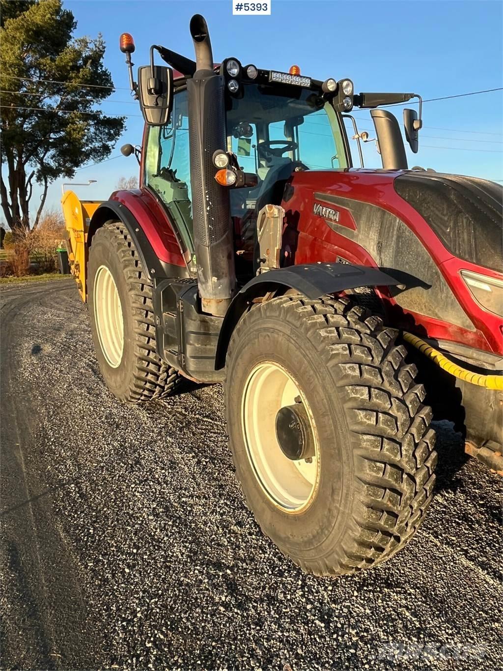 Valtra T174E Trattori