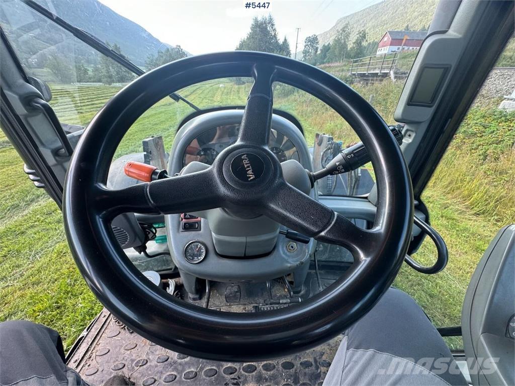 Valtra T202 Trattori