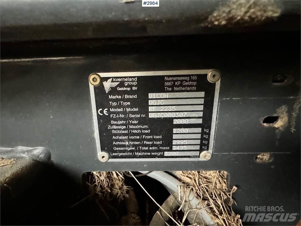 Vicon RF2235 Altri macchinari per falciare e trinciare