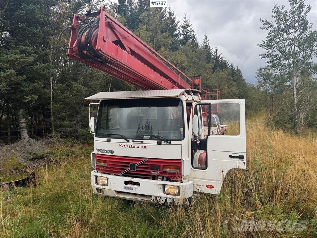 Volvo FL614 Piattaforme autocarrate