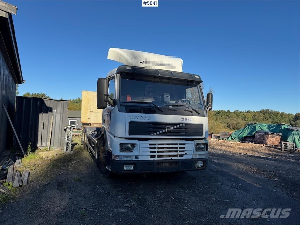 Volvo FM 6x2. Camion altro